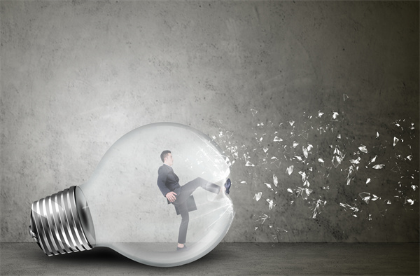 戰(zhàn)略咨詢：如何應(yīng)對(duì)新基建帶來(lái)的機(jī)遇？