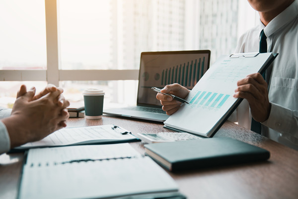 「企業(yè)管理咨詢」如何通過企業(yè)管理實(shí)現(xiàn)企業(yè)目標(biāo)？