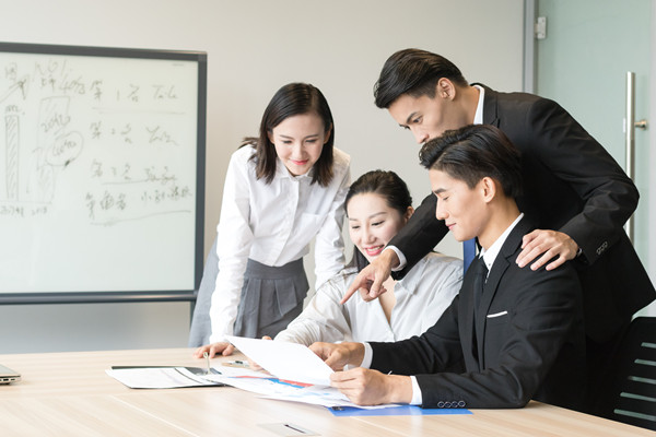 人才梯隊(duì)建設(shè)：培養(yǎng)儲(chǔ)備，確保企業(yè)持續(xù)發(fā)展