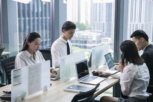 年度經(jīng)營計劃分析：查找潛在問題，提出解決方案