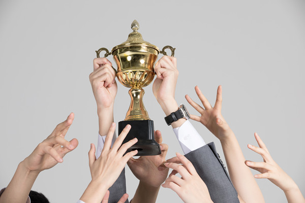 培育積極向上的組織文化，增強(qiáng)員工的凝聚力和向心力