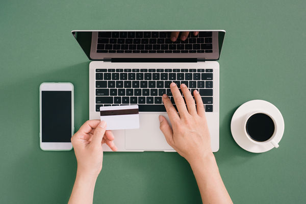 全面薪酬戰(zhàn)略：激發(fā)員工潛能，提升企業(yè)績(jī)效