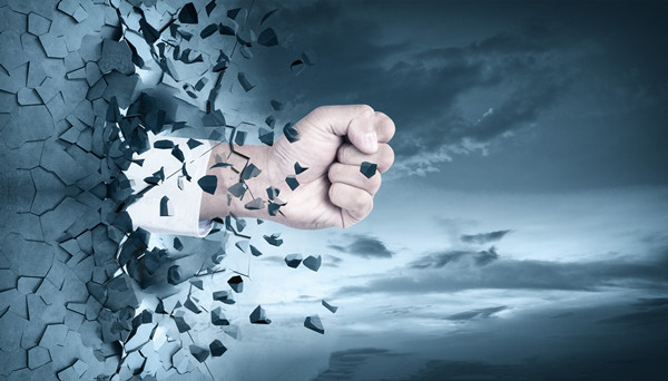 跨越鴻溝：如何運(yùn)用變革管理應(yīng)對(duì)企業(yè)挑戰(zhàn)？