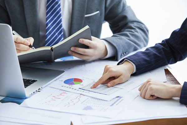 數(shù)據(jù)分析：精準(zhǔn)把握市場動(dòng)態(tài)，優(yōu)化營銷策略