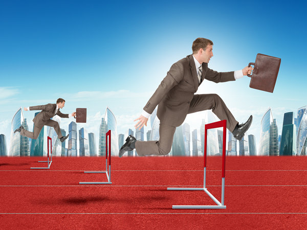 人才引進與培養(yǎng)：打造高效人才隊伍，提升企業(yè)競爭力