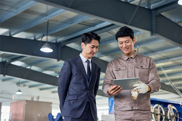 制造業(yè)管理新策略，引領(lǐng)企業(yè)高效運(yùn)營(yíng)，提升競(jìng)爭(zhēng)力