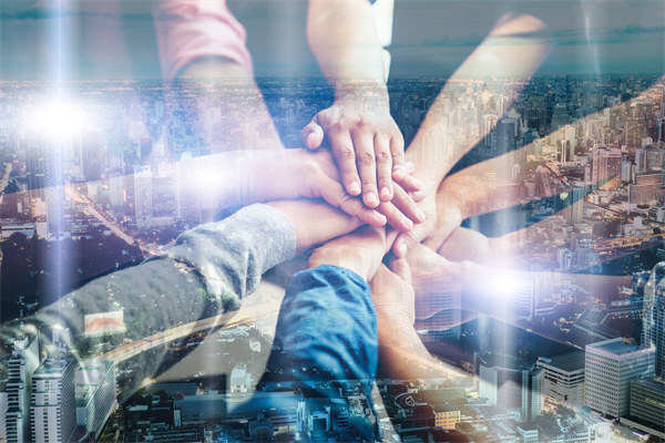 精準集團管控，提升企業(yè)核心競爭力，引領(lǐng)行業(yè)變革