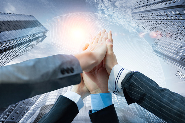 薪酬溝通培訓(xùn)：加強溝通培訓(xùn)，提高員工認(rèn)識