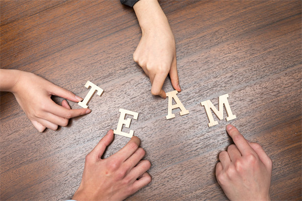 智慧管理與決策：量身定制，解決企業(yè)挑戰(zhàn)