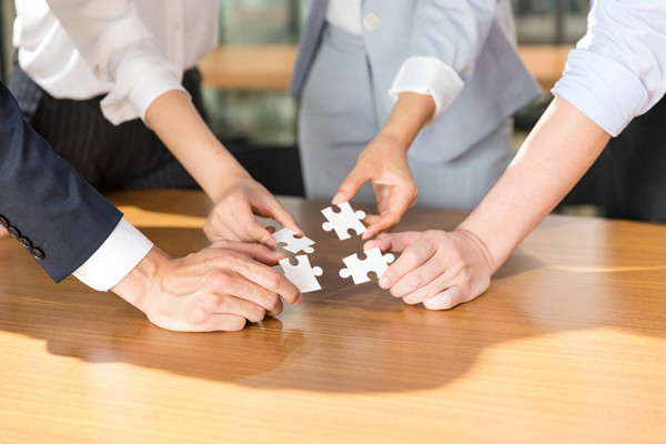 企業(yè)管理精細(xì)化運(yùn)營(yíng)，提升競(jìng)爭(zhēng)力，實(shí)現(xiàn)行業(yè)領(lǐng)先