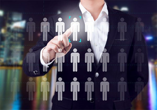 靈活調(diào)整組織規(guī)劃，應對市場變化與業(yè)務挑戰(zhàn)