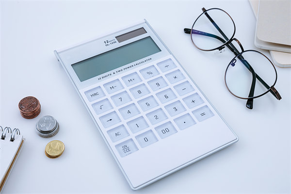 根據(jù)薪酬的構(gòu)成來確定不同競爭性薪酬政策怎么制定？