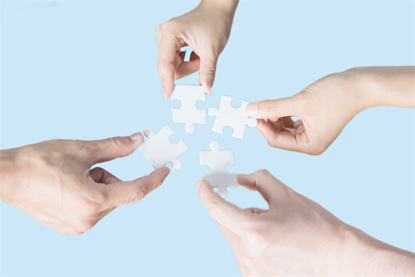 年度經(jīng)營策略調(diào)整：如何根據(jù)市場趨勢靈活應變？