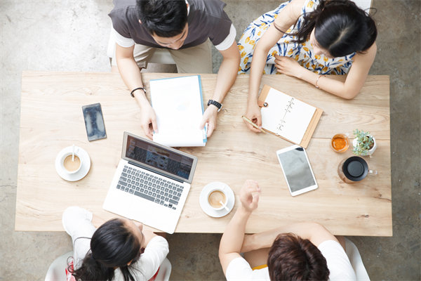 企業(yè)文化如何深度融合HR管理，增強團隊凝聚力？