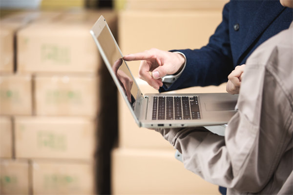 集成供應鏈中如何有效管理庫存以降低運營成本？