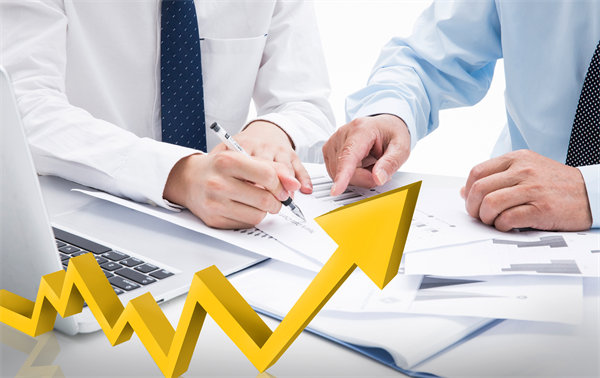 面對團隊多樣性，如何制定個性化的績效提升計劃？