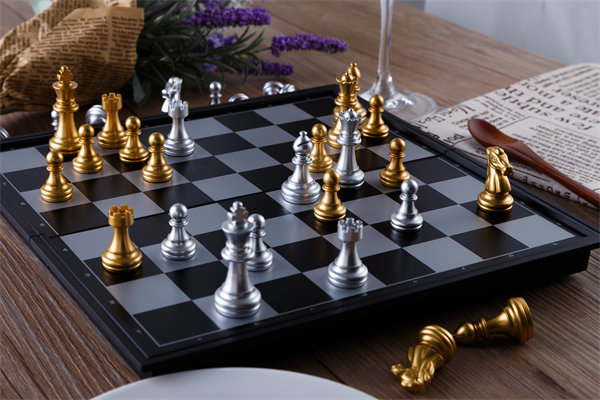 系統(tǒng)構(gòu)建戰(zhàn)略管理體系，確保企業(yè)戰(zhàn)略目標(biāo)落地生根