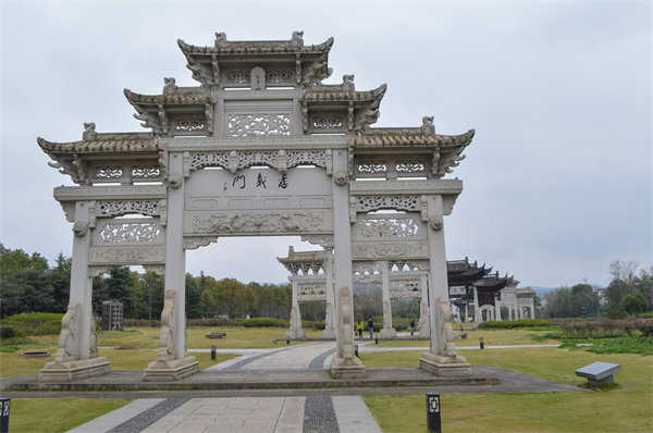 管理咨詢?nèi)绾沃鹑A企業(yè)突破發(fā)展瓶頸？