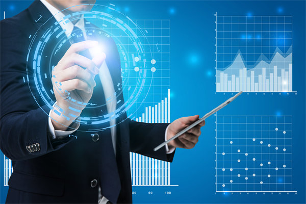 年度經(jīng)營計劃實施中，如何確保各部門協(xié)同一致？