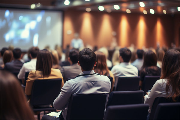 招聘過(guò)程中，如何篩選合適人才，降低離職率？