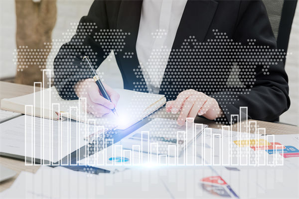 在數(shù)字化轉型背景下，績效管理體系如何創(chuàng)新與升級？