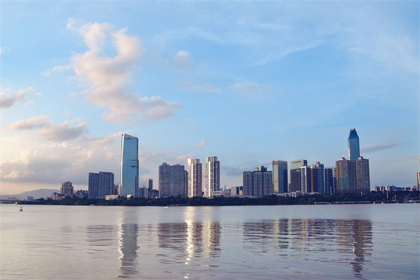 惠州營銷咨詢公司如何為企業(yè)定制創(chuàng)新營銷策略？