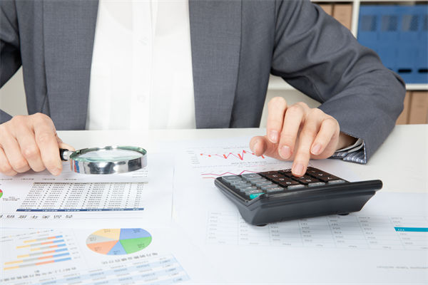 預算考核體系如何設計，才能準確反映部門績效？