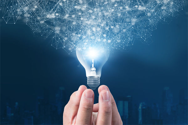 如何在競(jìng)爭(zhēng)激烈的市場(chǎng)中保持品牌差異化優(yōu)勢(shì)？