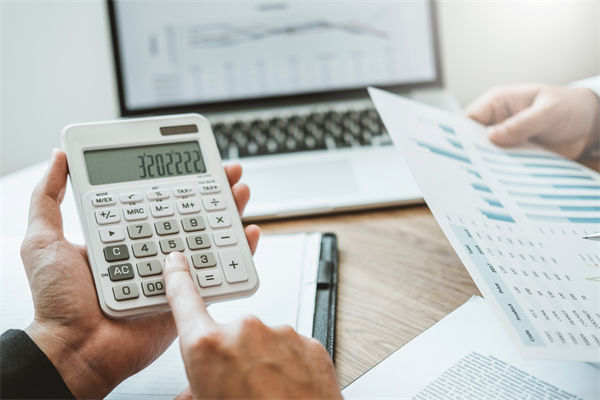 預算管理不善，會給企業(yè)帶來哪些潛在的財務風險？