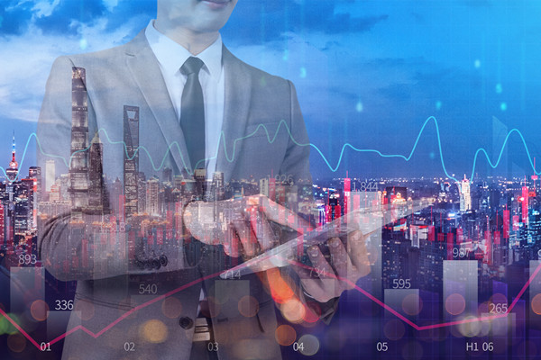 企業(yè)在推進(jìn)精益生產(chǎn)時(shí)，如何平衡短期目標(biāo)與長(zhǎng)期戰(zhàn)略？