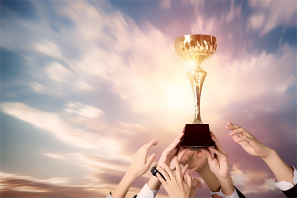 績效與薪酬脫鉤，薪酬咨詢?nèi)绾沃厮芨咝Ъ钸B接機(jī)制？