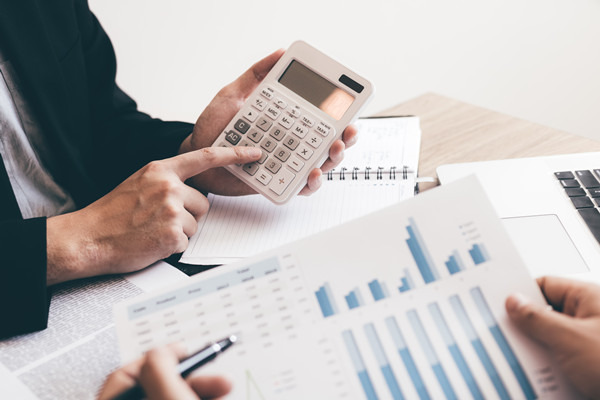 別讓低效預算管理拖垮企業(yè)，突破困境刻不容緩！