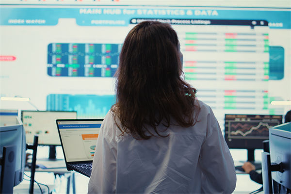 計劃與市場脫節(jié)，業(yè)績慘淡，怎樣制定契合市場的計劃？