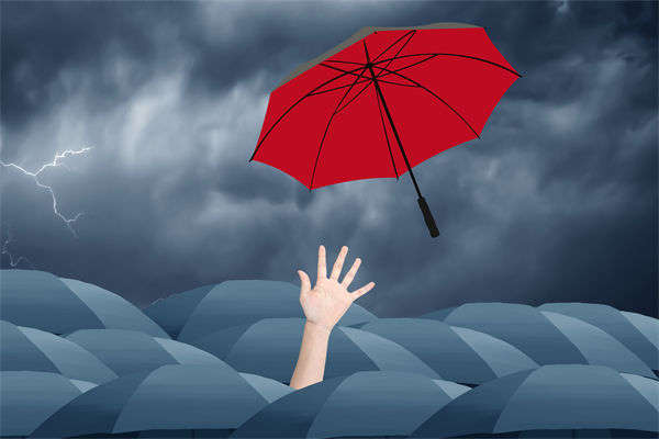 深陷同質(zhì)化競爭，戰(zhàn)略咨詢?yōu)槠髽I(yè)量身打造差異化利刃