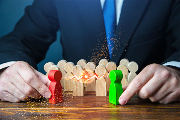 新老業(yè)務(wù)沖突不斷，企業(yè)戰(zhàn)略管理如何平衡布局？