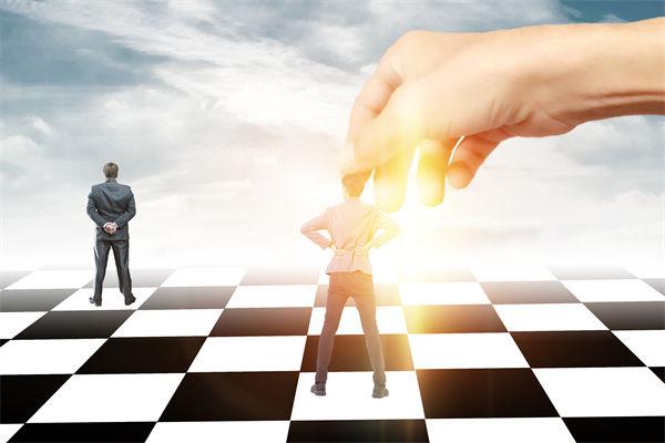 把頂層設計和問計于民統(tǒng)一起來，對企業(yè)戰(zhàn)略的啟示