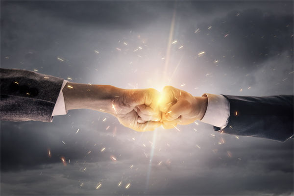 文化手冊寫滿崇高理念，基層執(zhí)行為何總唱反調(diào)？