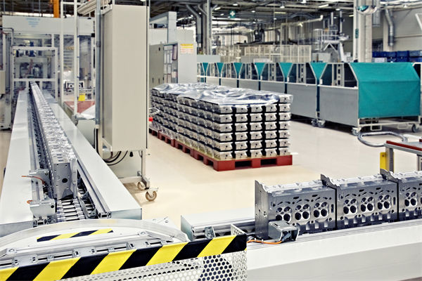 中小企業(yè)應(yīng)用精益生產(chǎn)，面臨哪些特殊挑戰(zhàn)與機(jī)遇？